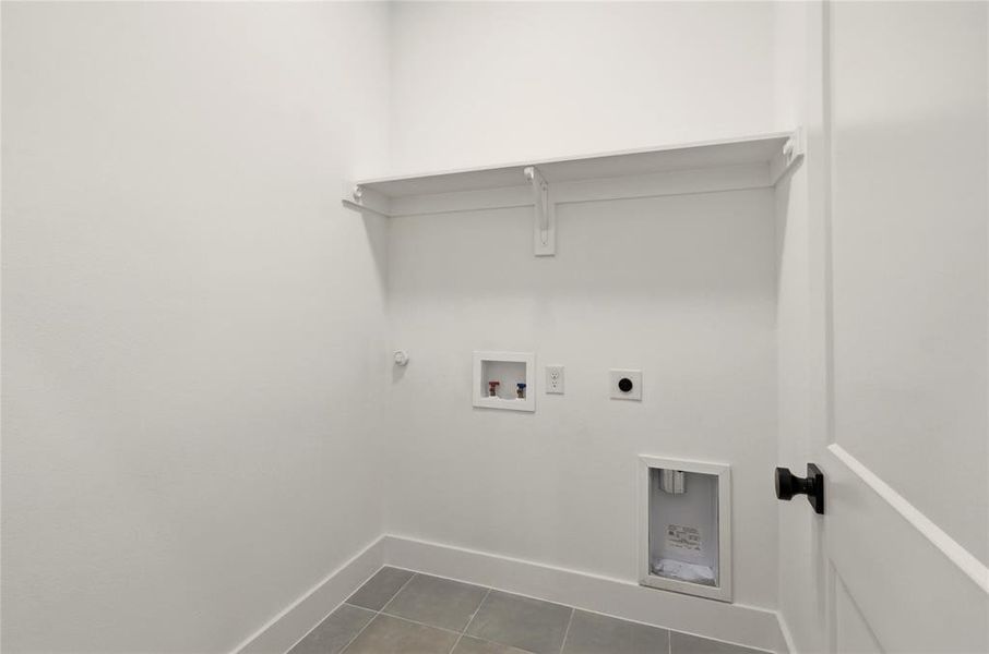 Spacious, unfurnished interior of a new home in , Dallas (Image 14). Spacious, unfurnished interior of a new home in , Dallas (Image 14).