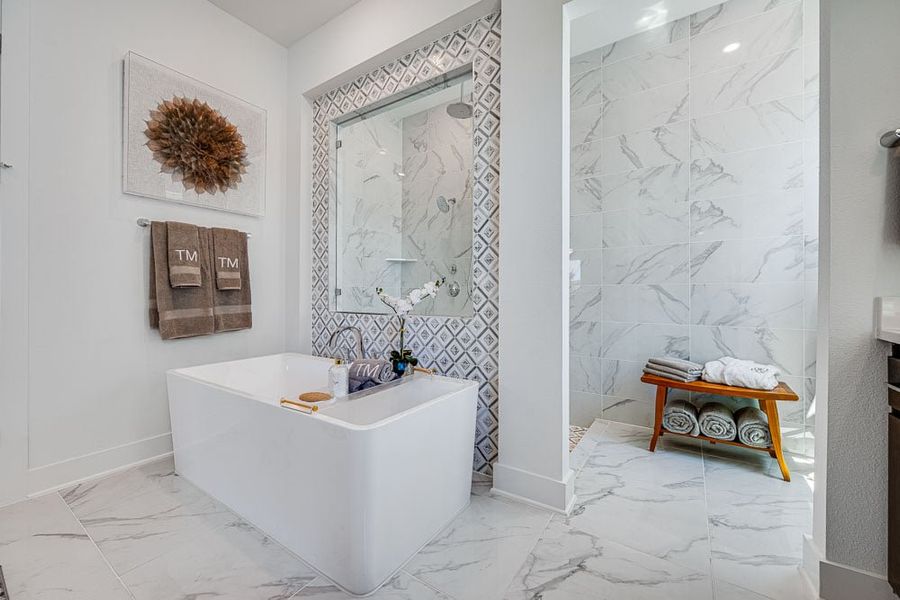 Furnished interior view inside a new home in Travisso, Leander (Image 15).