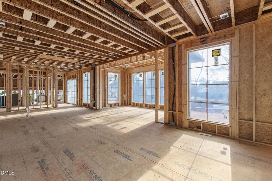 1500 Scales St Family & Dining Room 1