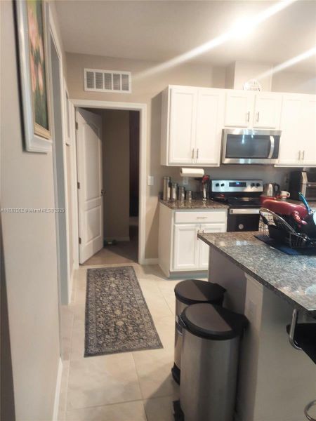 Furnished interior view inside a new home in Prairie Oaks, St. Cloud (Image 3).