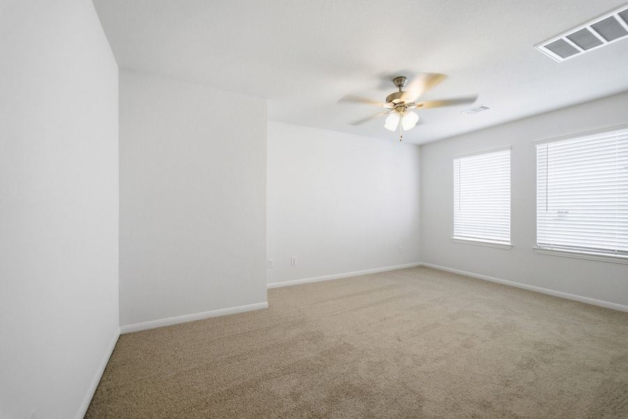 Spacious, unfurnished interior of a new home in Windrose Green, Angleton (Image 44).