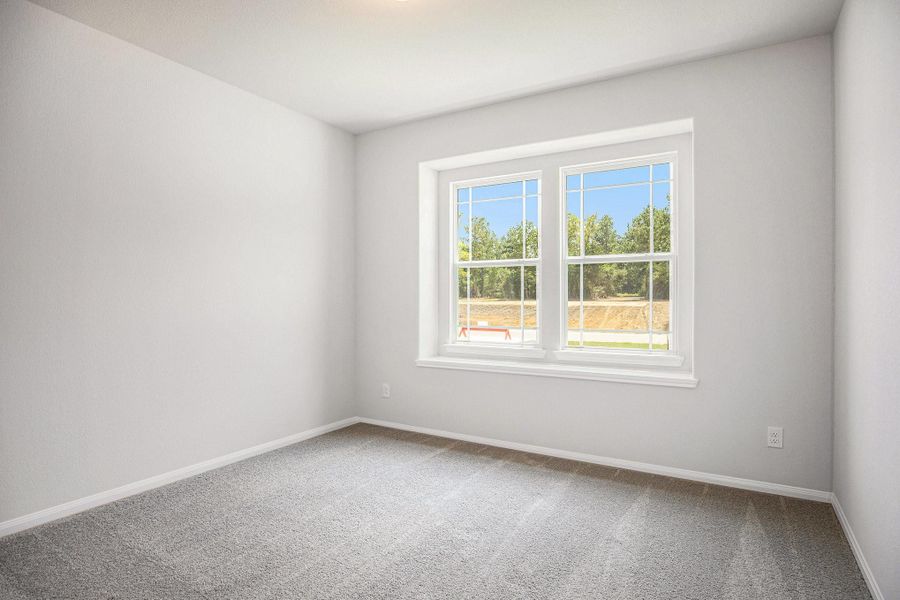 Spacious, unfurnished interior of a new home in Columbia Lakes, West Columbia (Image 17).