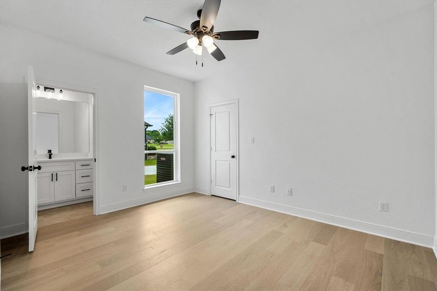 Spacious, unfurnished interior of a new home in , Tyler (Image 31).