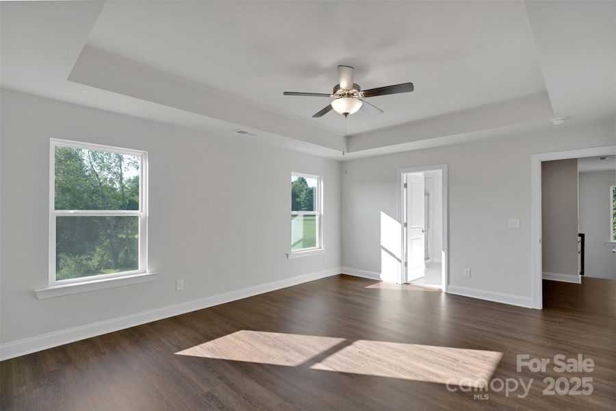 Spacious, unfurnished interior of a new home in , Lincolnton (Image 31).