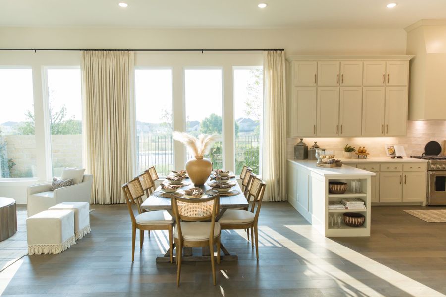 Representative furnished interior of a home built from the 5541 by Tradition Homes in Mustang Lakes, McKinney (Image 6).