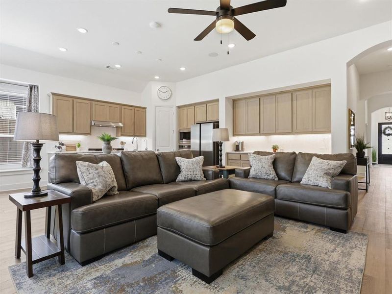 Furnished interior view inside a new home in Thompson Farms, Van Alstyne (Image 9).
