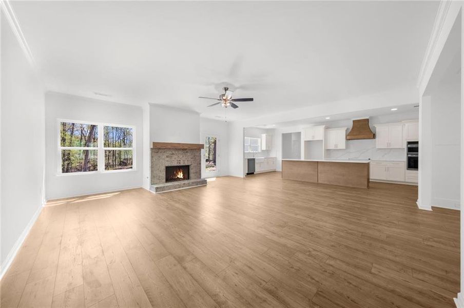 Spacious, unfurnished interior of a new home in , Gainesville (Image 38).