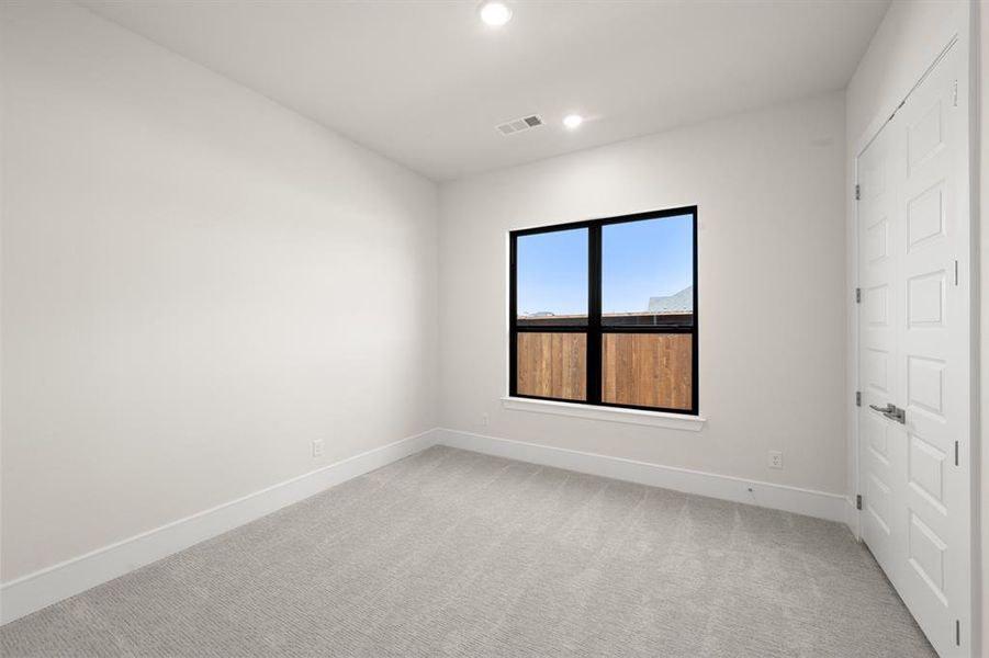317 Fireblade- Bedroom-3
