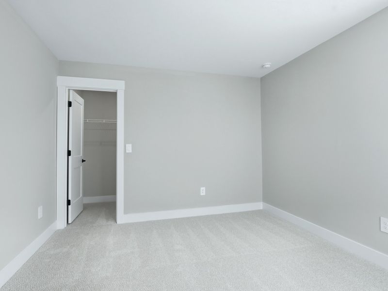 Spacious, unfurnished interior of a new home in Watkins Glen, Raleigh (Image 26).