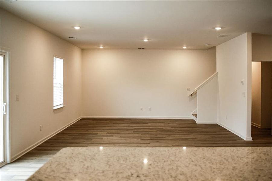 Spacious, unfurnished interior of a new home in , Jefferson (Image 12).
