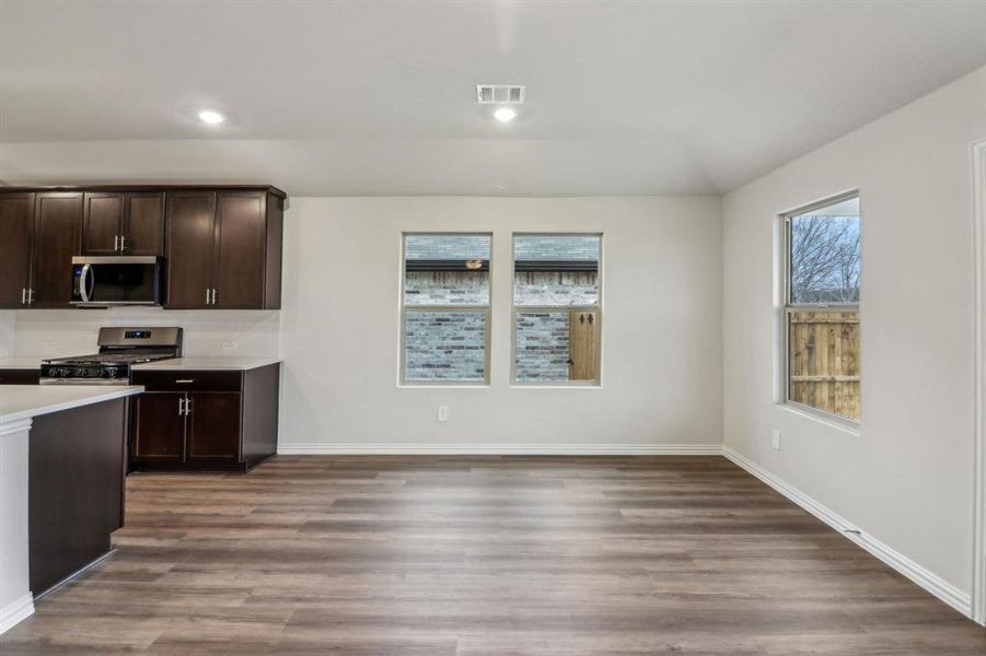 Photo is not of the actual home, but is an inspirational photo of builder’s model home and may depict options, furnishings, and/or decorator features that are not included.