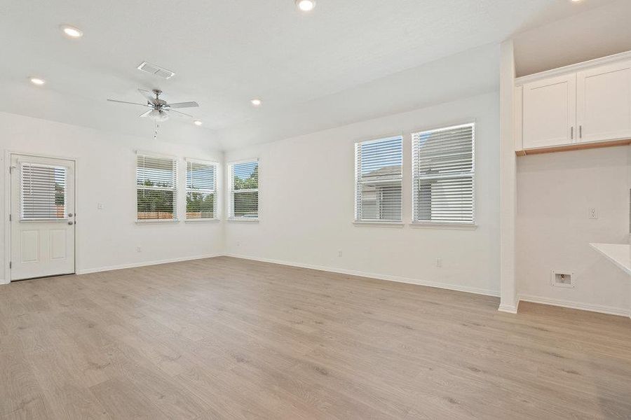 Not the actual home. Representative photo of a completed home of the same plan. Features will vary. Please confirm details with the New Home Consultant Not the actual home. Representative photo of a completed home of the same plan. Features will vary. Please confirm details with the New Home Consultant