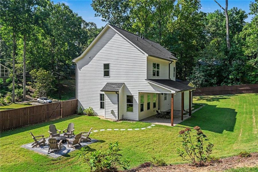 Exterior details and patio area of a home in , Smyrna (Image 4).
