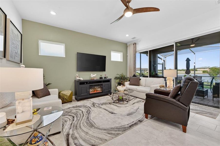 Furnished interior view inside a new home in , Daytona Beach (Image 10).