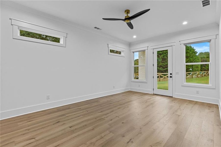 Spacious, unfurnished interior of a new home in , Braselton (Image 22). Spacious, unfurnished interior of a new home in , Braselton (Image 22).
