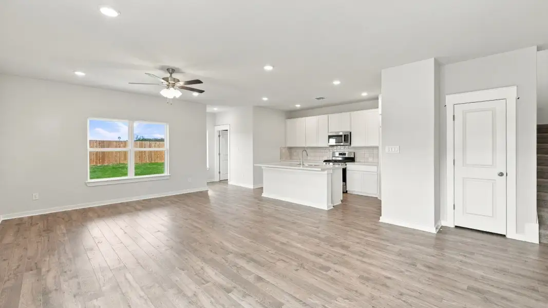 Furnished interior view inside a new home in Carillon, Manor (Image 25).