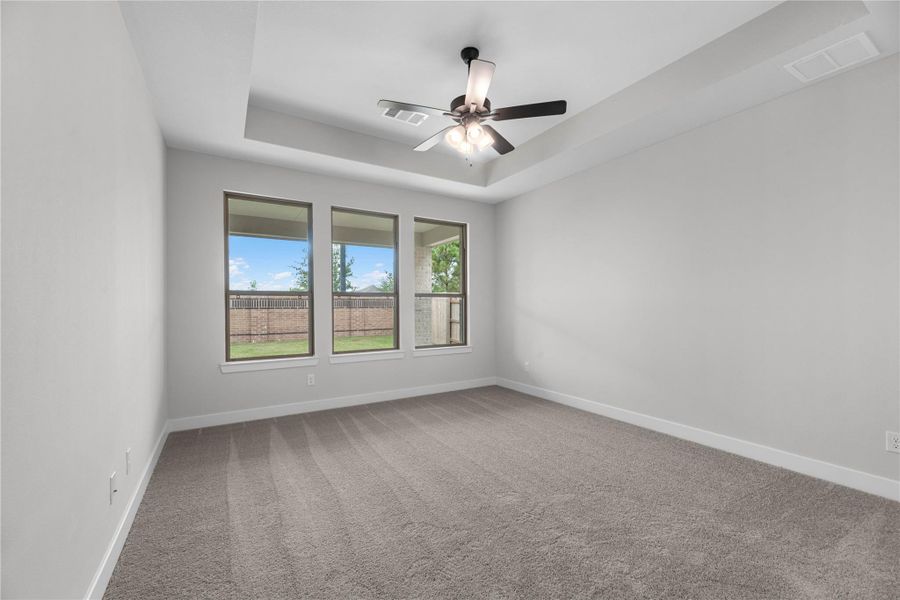 Spacious, unfurnished interior of a new home in Elyson - 40', Katy (Image 15). Spacious, unfurnished interior of a new home in Elyson - 40', Katy (Image 15).