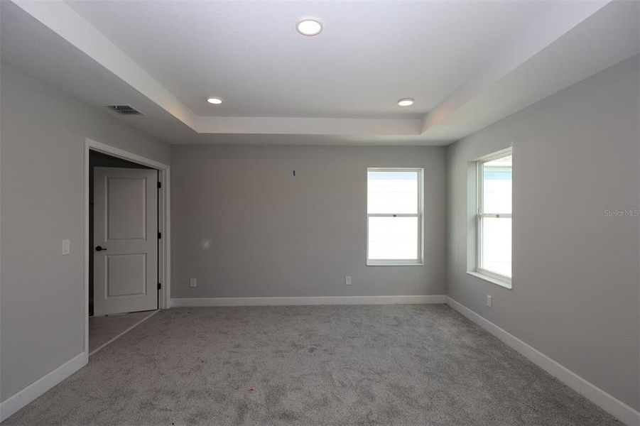 Spacious, unfurnished interior of a new home in Eden at Crossprairie, St. Cloud (Image 35).