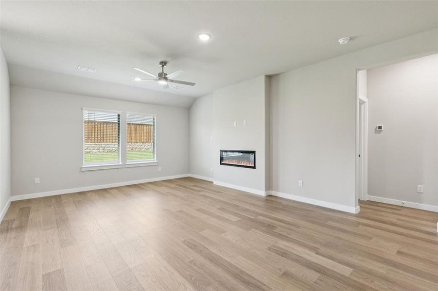 Spacious, unfurnished interior of a new home in Madero, Haslet (Image 28). Spacious, unfurnished interior of a new home in Madero, Haslet (Image 28).