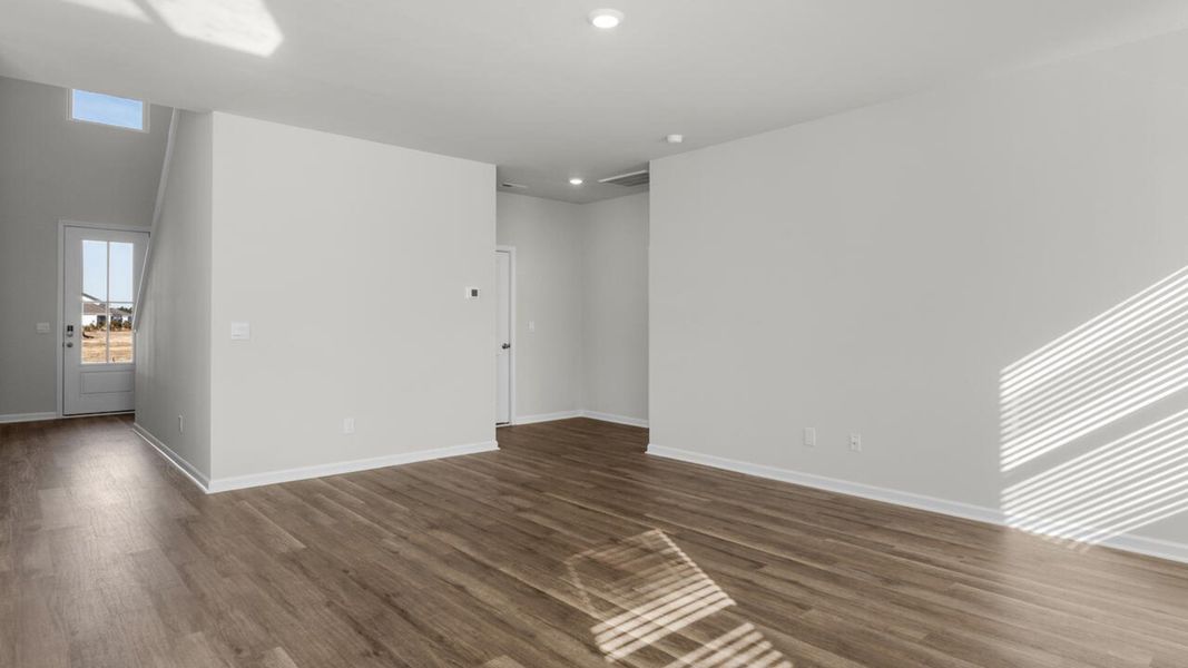 Spacious, unfurnished interior of a new home in Grayson Park, Leland (Image 20).
