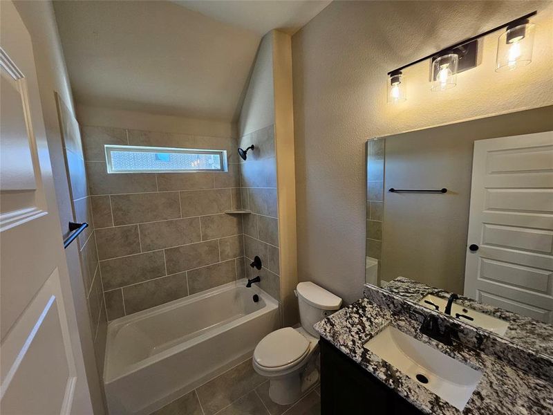 Furnished interior view inside a new home in Trails of Trenton, Trenton (Image 4).