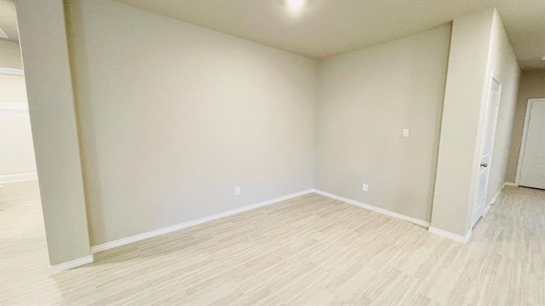 Spacious, unfurnished interior of a new home in Sunnycreek, Fort Worth (Image 13). Spacious, unfurnished interior of a new home in Sunnycreek, Fort Worth (Image 13).
