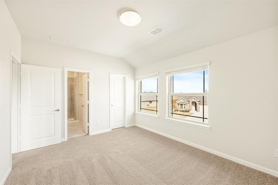 Spacious, unfurnished interior of a new home in Eagle Glen Elements, Alvarado (Image 30). Spacious, unfurnished interior of a new home in Eagle Glen Elements, Alvarado (Image 30).