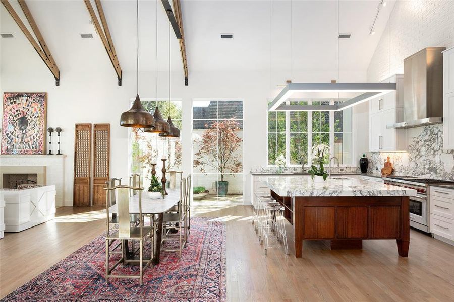 Furnished interior view inside a new home in , Dallas (Image 14).