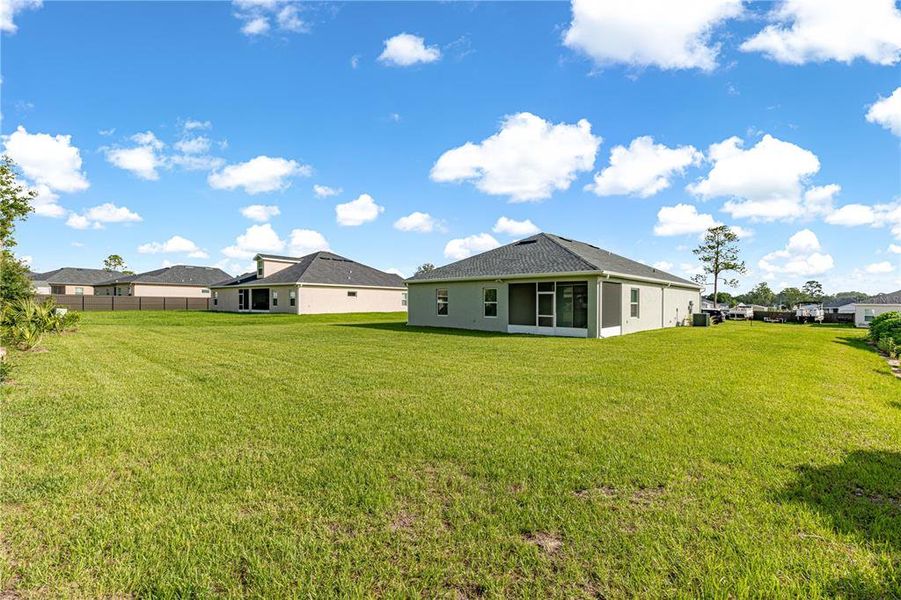 Exterior details and patio area of a home in , Ocala (Image 31).