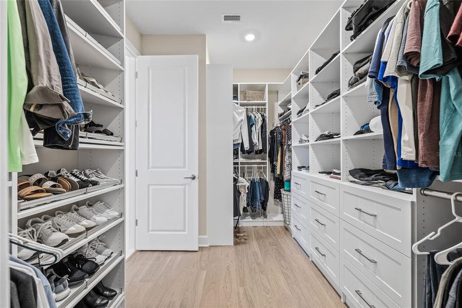 Furnished interior view inside a new home in Tiburon, Nokomis (Image 7).