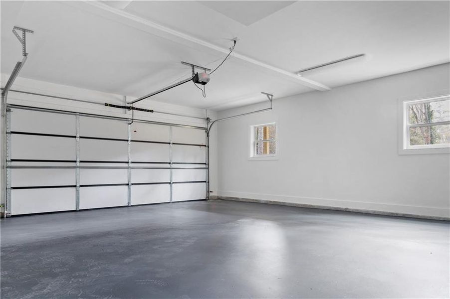 Spacious, unfurnished interior of a new home in , Decatur (Image 20).