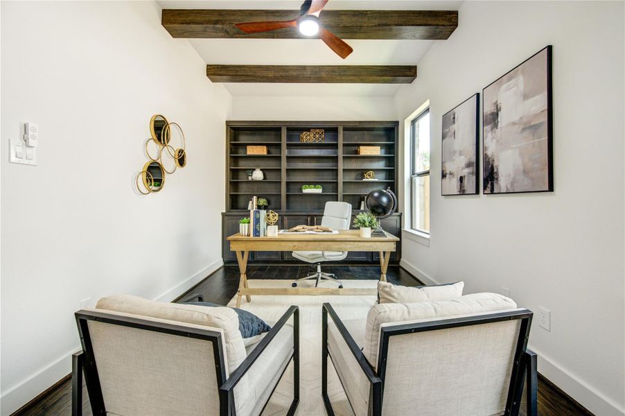 The beams really provide detail and character to this office The beams really provide detail and character to this office