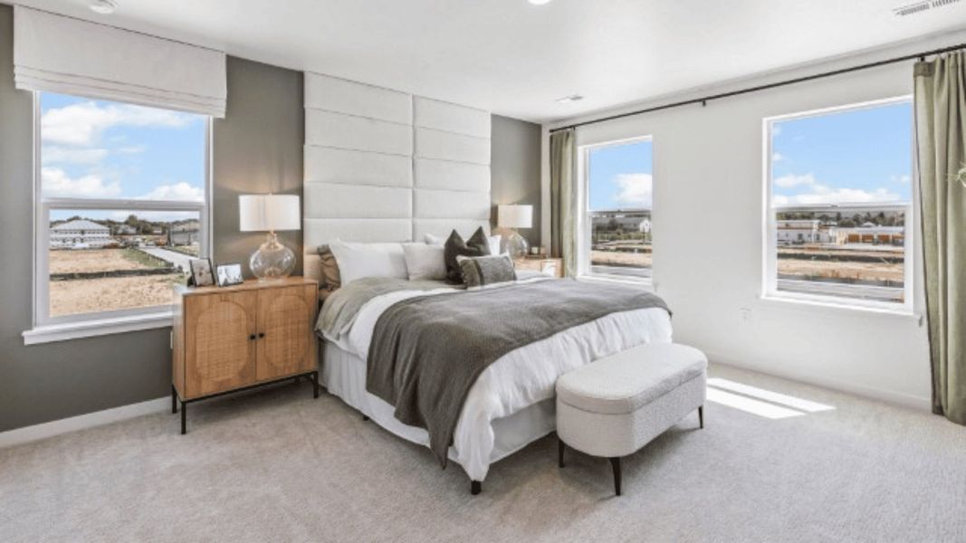 Furnished interior view inside a new home in Settlers Crossing, Commerce City (Image 13).