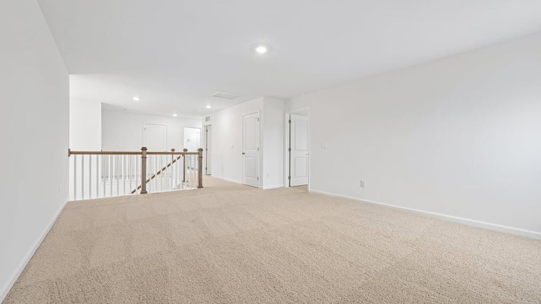 Spacious, unfurnished interior of a new home in Kalas Falls, Wake Forest (Image 19).