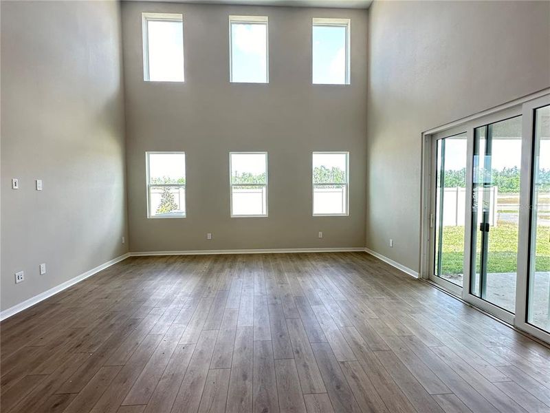 Spacious, unfurnished interior of a new home in Berry Bay, Wimauma (Image 25).