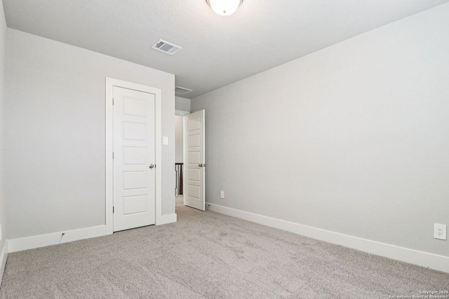 Spacious, unfurnished interior of a new home in Thomas Pond, San Antonio (Image 24). Spacious, unfurnished interior of a new home in Thomas Pond, San Antonio (Image 24).