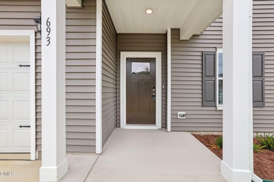 4-web-or-mls-Raleigh- River Glen- 693 Wh