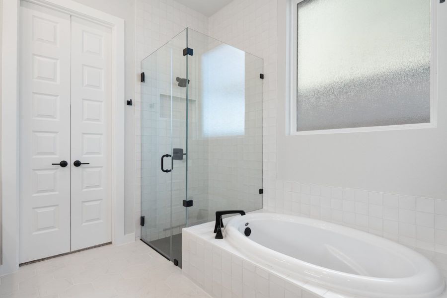 Furnished interior view inside a new home in Heritage, Dripping Springs (Image 17). Furnished interior view inside a new home in Heritage, Dripping Springs (Image 17).