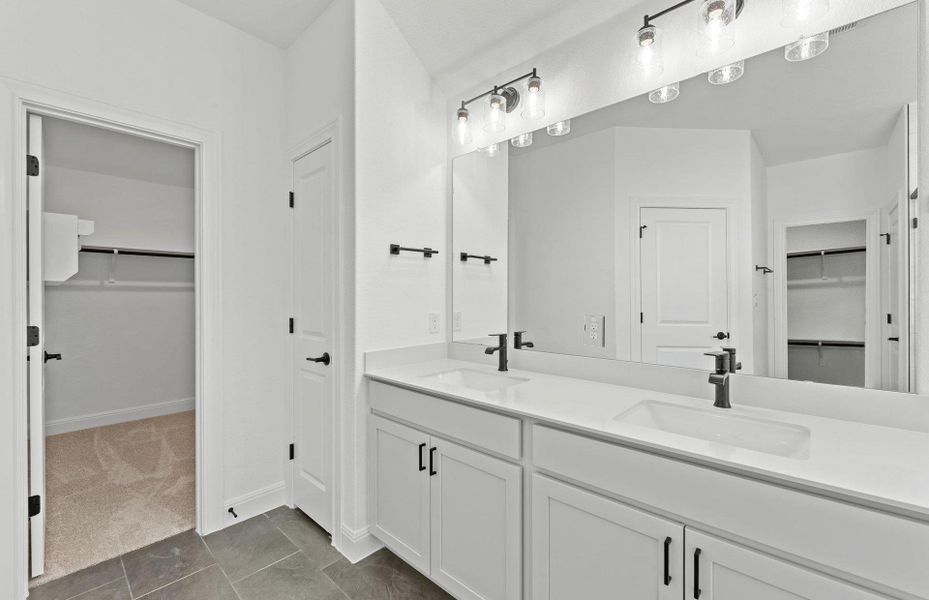 Furnished interior view inside a new home in Crescent Bluff, Georgetown (Image 11). Furnished interior view inside a new home in Crescent Bluff, Georgetown (Image 11).