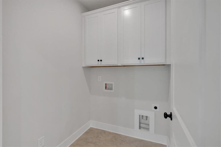 Spacious, unfurnished interior of a new home in Springside Reserve, Powder Springs (Image 27). Spacious, unfurnished interior of a new home in Springside Reserve, Powder Springs (Image 27).