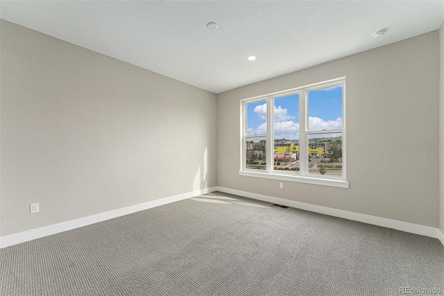 Spacious, unfurnished interior of a new home in Montmere at Autrey Shores, Superior (Image 16).