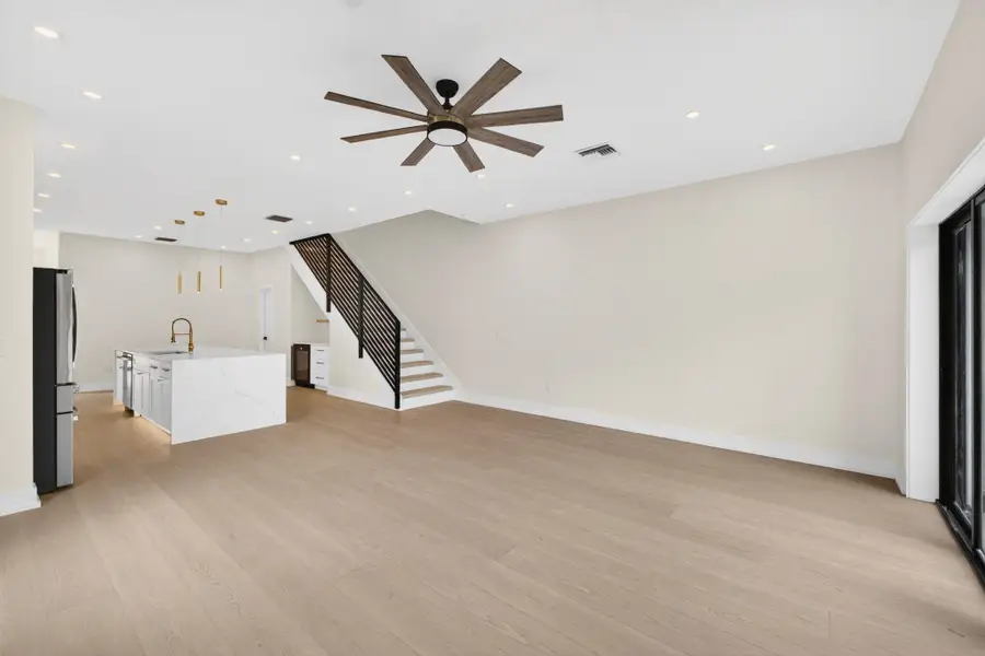 22-web-or-mls-699A8515