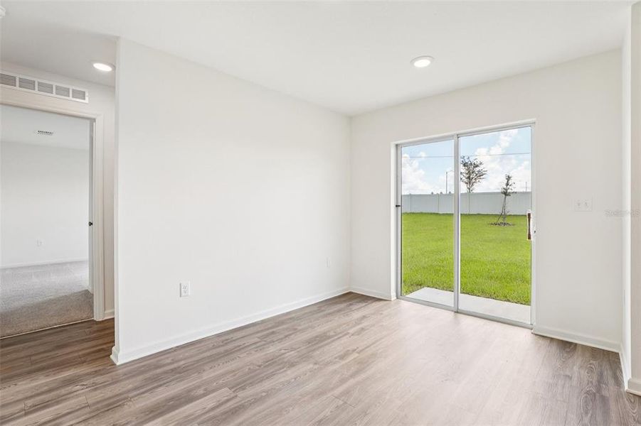 Spacious, unfurnished interior of a new home in The Grove at Scenic Terrace, Lake Hamilton (Image 32).