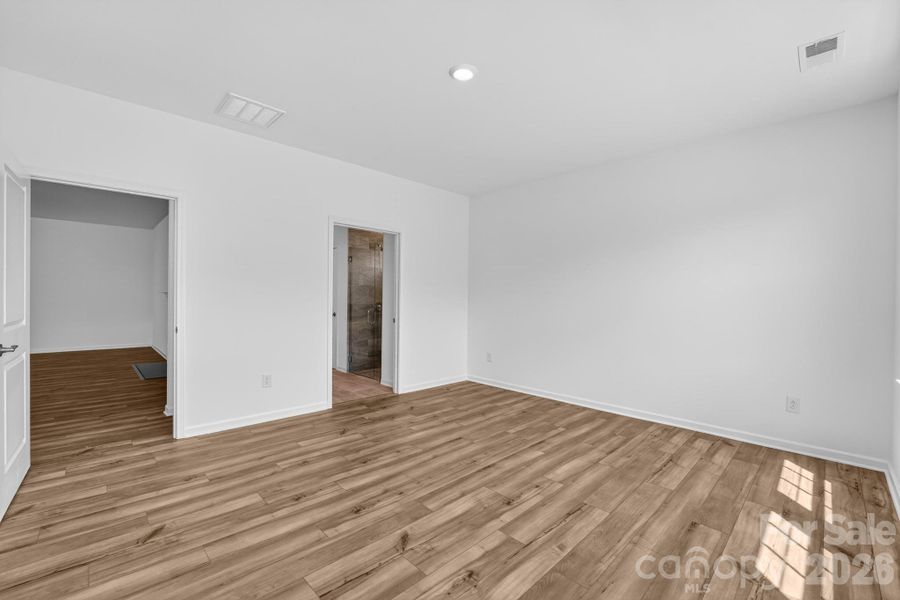 Spacious, unfurnished interior of a new home in Roselyn, Lancaster (Image 21). Spacious, unfurnished interior of a new home in Roselyn, Lancaster (Image 21).