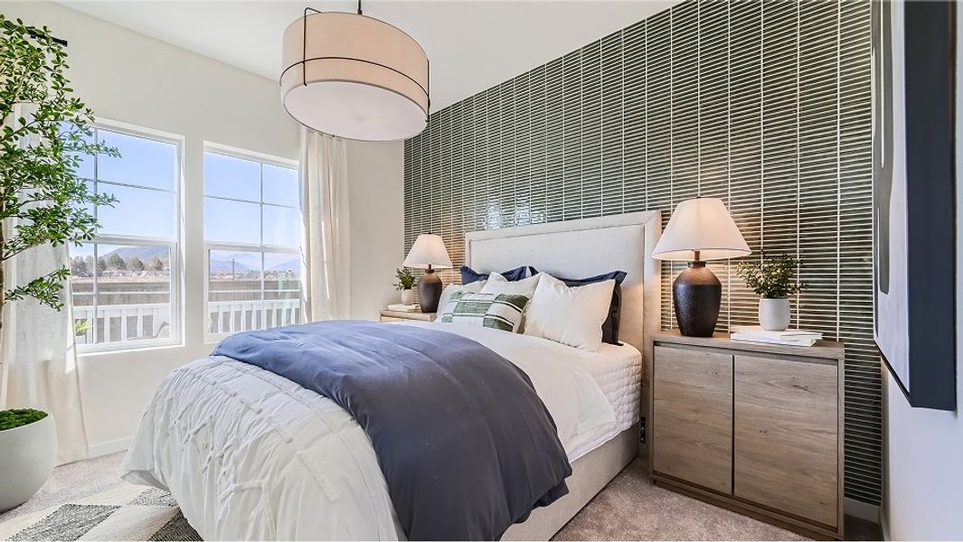 050925 1807 Vibrant II Bed4 F2