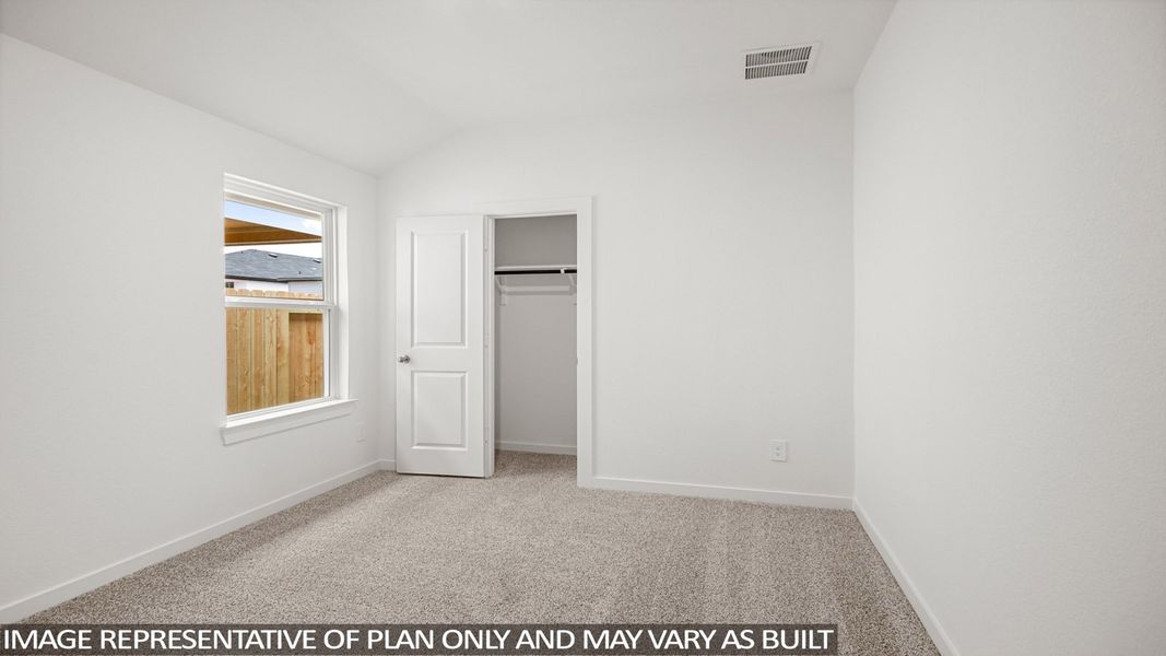 Spacious, unfurnished interior of a new home in Silverthorne, Conroe (Image 19). Spacious, unfurnished interior of a new home in Silverthorne, Conroe (Image 19).