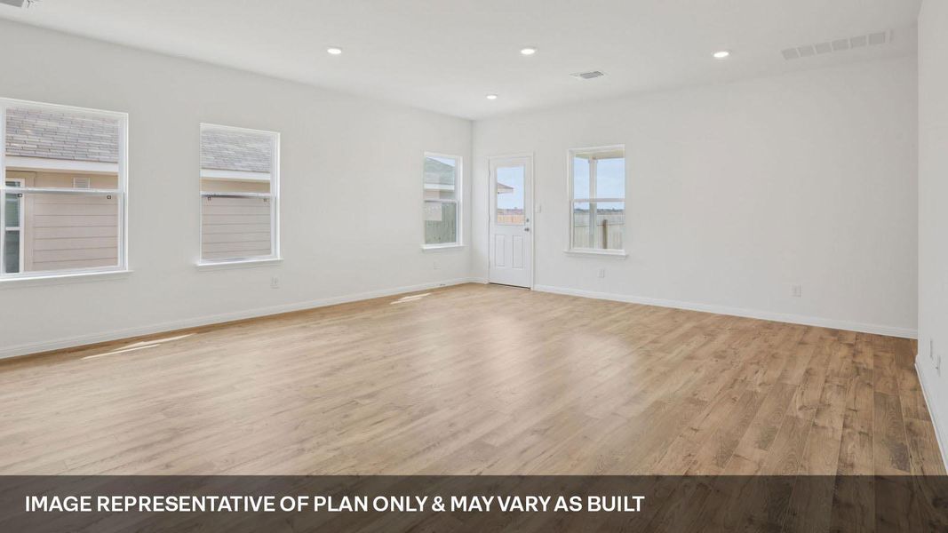 Spacious, unfurnished interior of a new home in Carillon, Manor (Image 30). Spacious, unfurnished interior of a new home in Carillon, Manor (Image 30).
