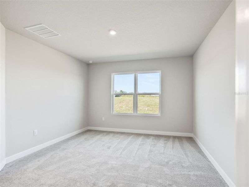 Spacious, unfurnished interior of a new home in , Lady Lake (Image 46).