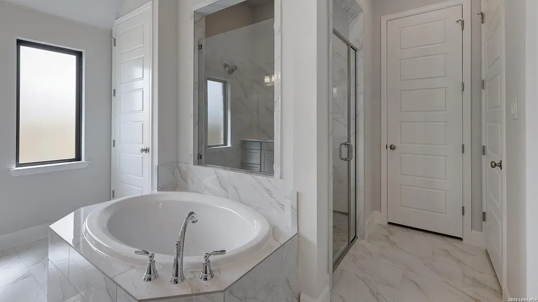 Image 27 of a home in Alsatian Oaks.