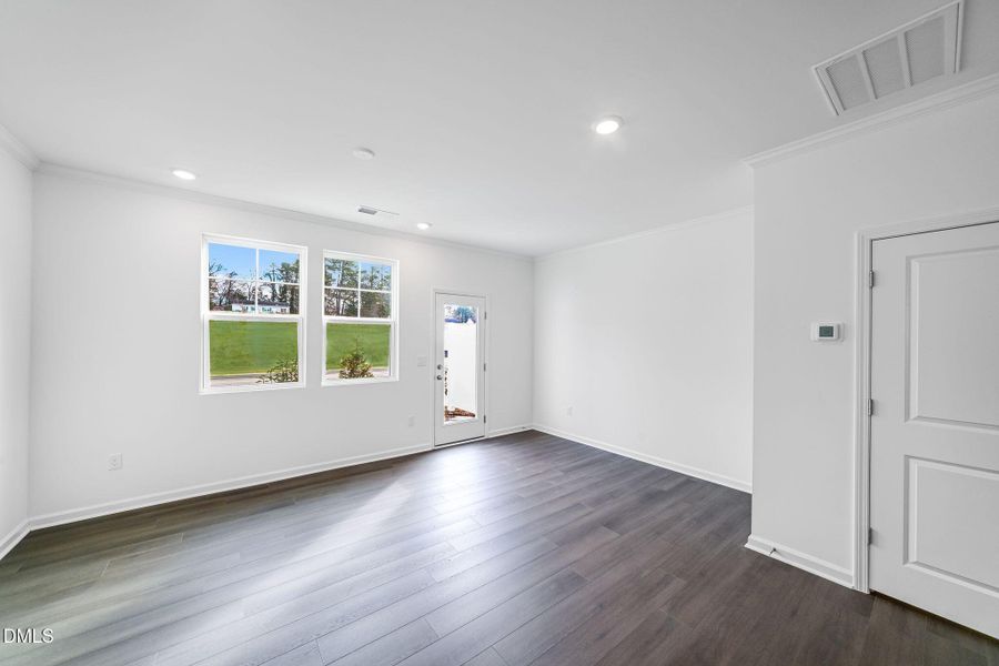 SUN_ElmGrove_Pic_Jackson-14